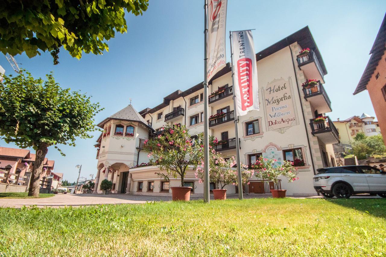 Hotel Majorka Андало Экстерьер фото