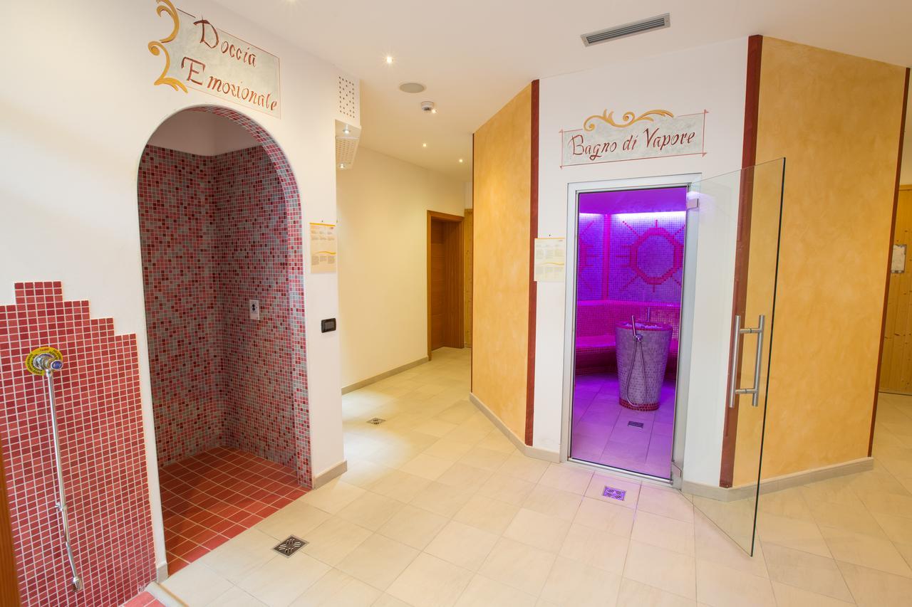 Hotel Majorka Андало Экстерьер фото