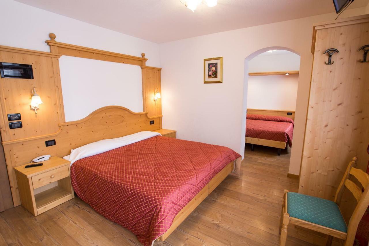Hotel Majorka Андало Экстерьер фото